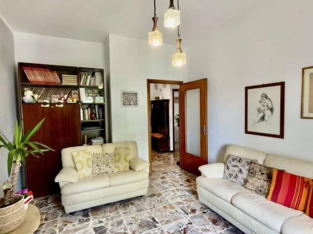 Appartamento in vendita a Cascina Grippina, Voghera