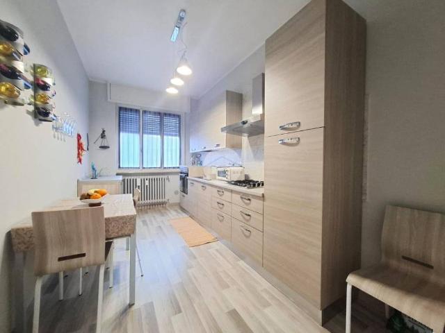 Appartamento in vendita a Casa Tossa, Voghera