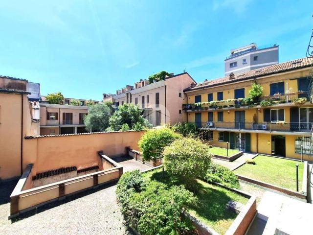 Appartamento in vendita a Voghera, Lombardia