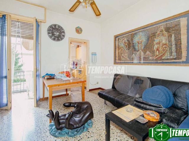 Appartamento in vendita a Voghera, Lombardia