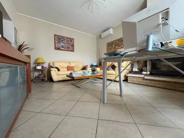 Appartamento in vendita a Villa Iria, Voghera