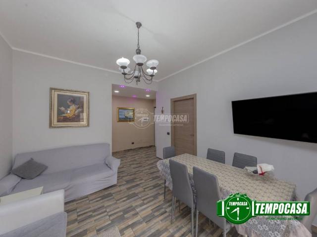Appartamento in vendita a Casa Tossa, Voghera