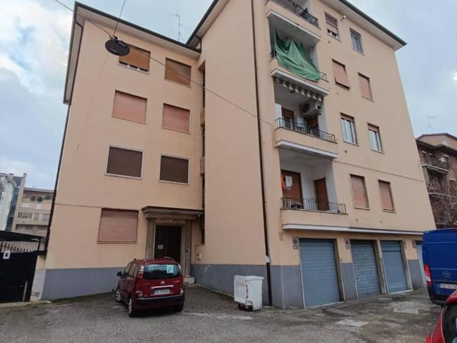 Appartamento in vendita a Casa Tossa, Voghera