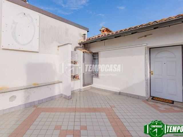 Appartamento in vendita a Voghera, Lombardia