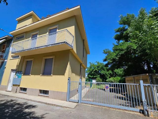 Appartamento in vendita a Rione Ponte Vecchio, Voghera