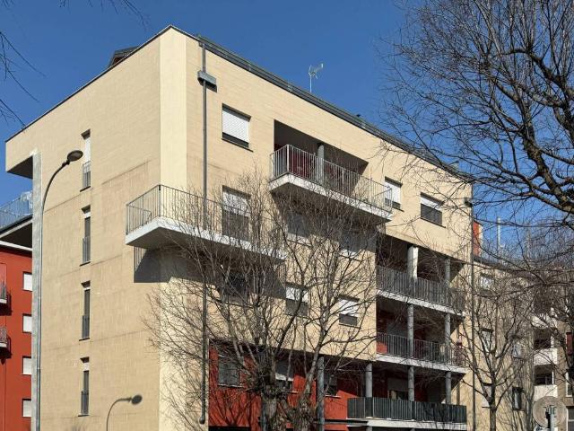 Appartamento in vendita a Voghera, Lombardia