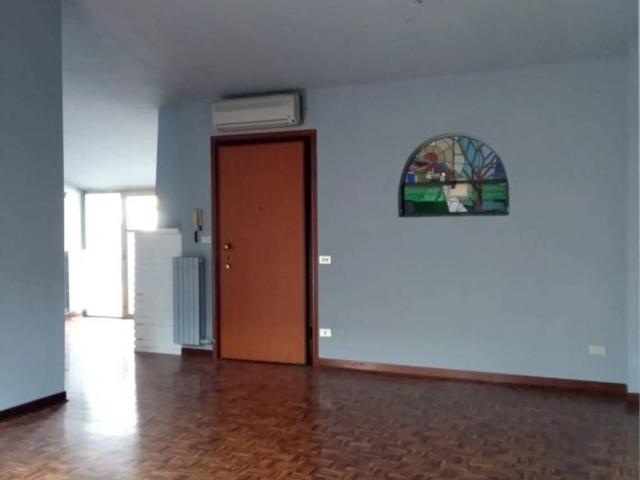 Appartamento in vendita a Benvenuti, Voghera