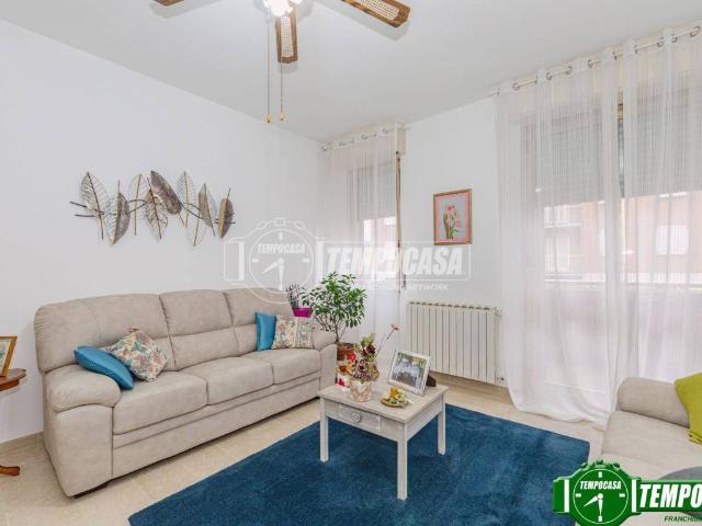 Appartamento in vendita a Pombio, Voghera