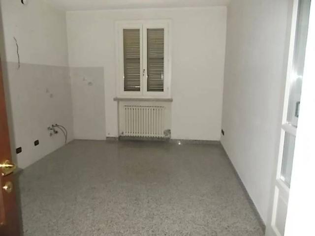 Appartamento in vendita a Voghera, Lombardia