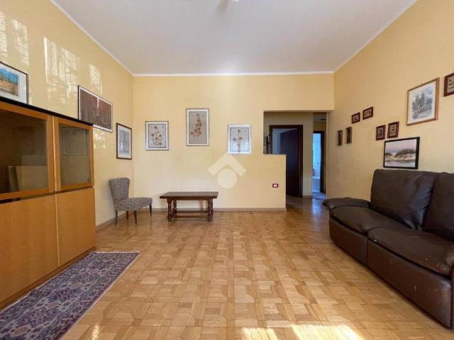 Appartamento in vendita a Cascina Grippina, Voghera