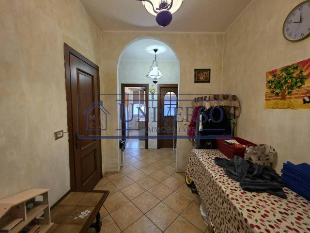 Appartamento in vendita a Voghera, Lombardia