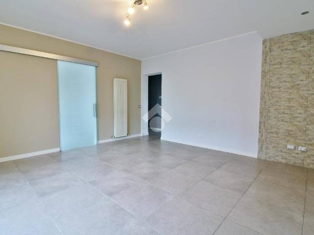 Appartamento in vendita a Cascina Grippina, Voghera