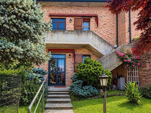 Appartamento in vendita a Voghiera, Reggio Emilia