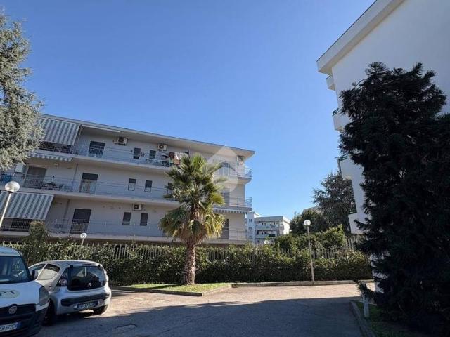 Appartamento in vendita a Volla, Campania