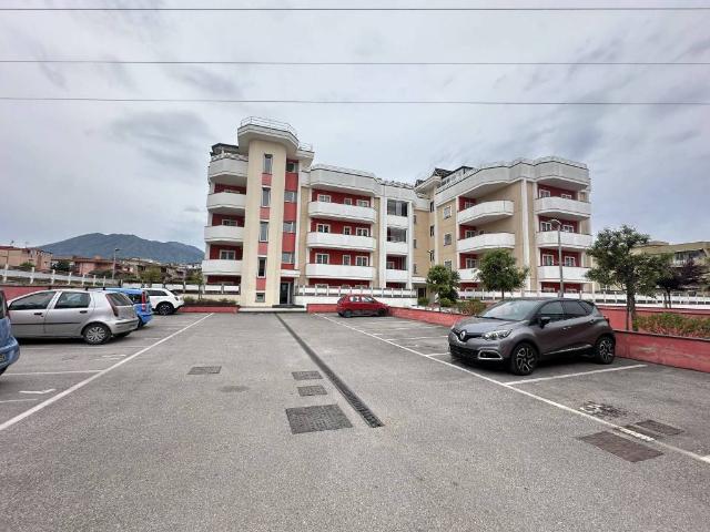 Appartamento in vendita a Volla, Campania