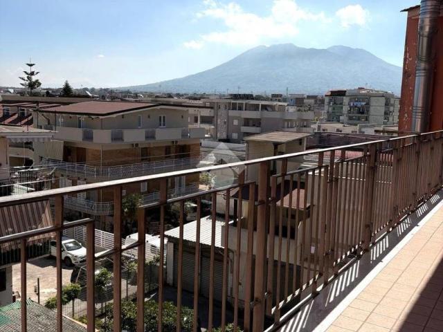 Appartamento in vendita a Volla, Campania