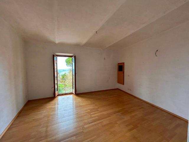 Appartamento in vendita a Volterra, Toscana
