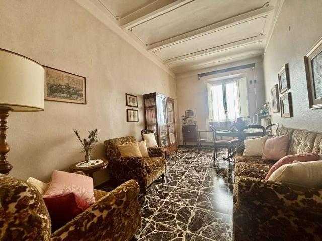 Appartamento in vendita a Volterra, Toscana