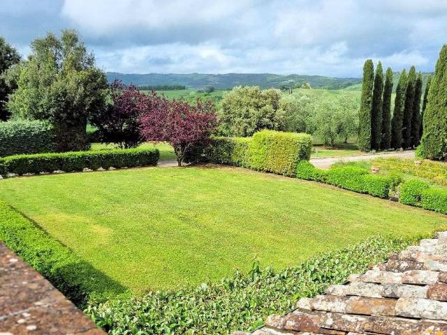 Appartamento in vendita a Volterra, Toscana