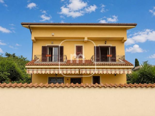 Appartamento in vendita a Roma Capitale, Lazio