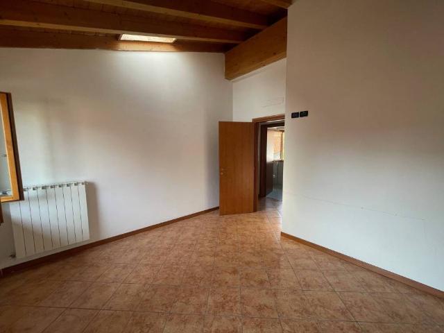 Appartamento in vendita a Zandobbio, Bergamo