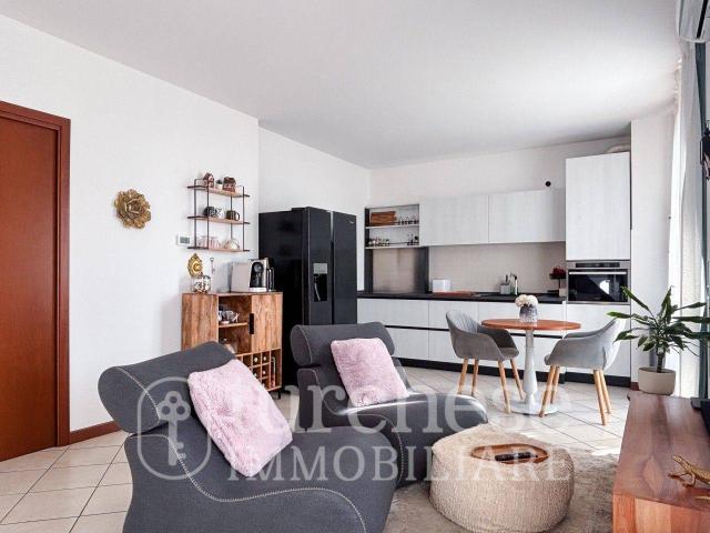Appartamento in vendita a Zanica, Lombardia