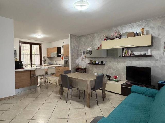 Appartamento in vendita a Zanica, Bergamo