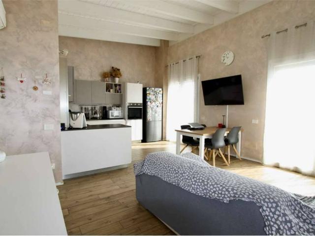 Appartamento in vendita a Zanica, Lombardia