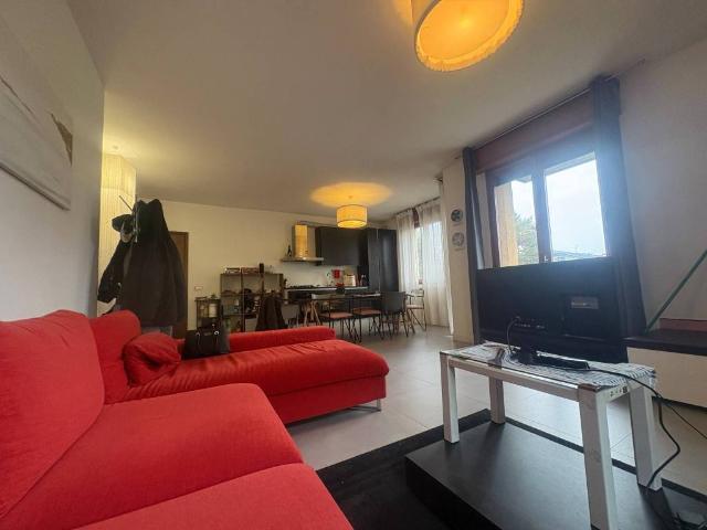 Appartamento in vendita a Zanica, Lombardia