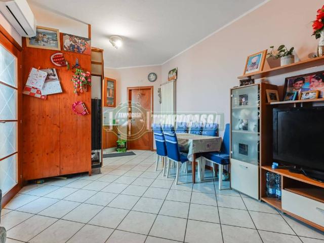Appartamento in vendita a Zanica, Lombardia