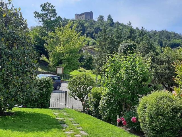 Appartamento in vendita a Zavattarello, Lombardia
