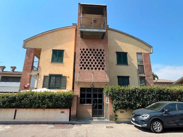 Appartamento in vendita a Zeccone, Lombardia