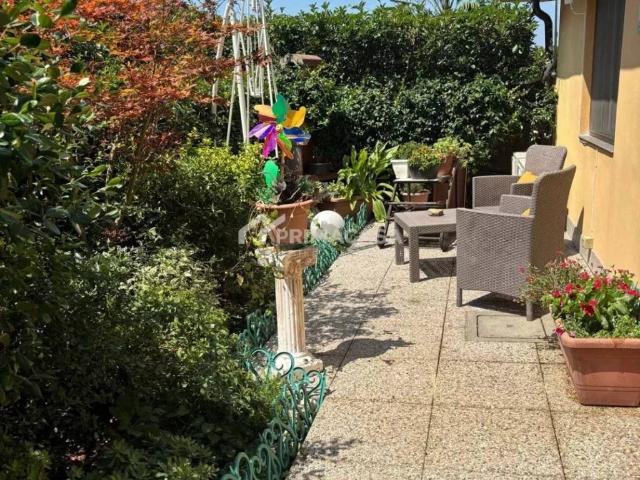Appartamento in vendita a Zeccone, Lombardia
