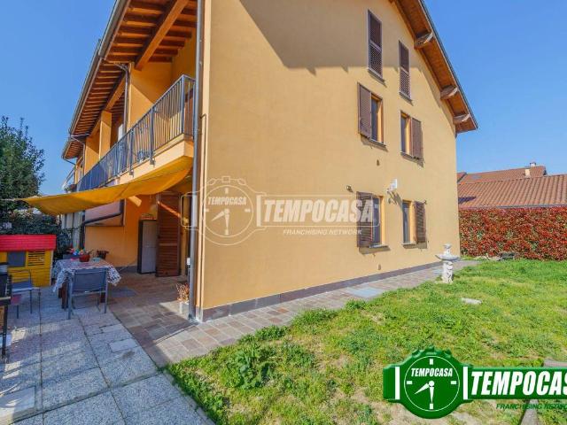 Appartamento in vendita a Zeccone, Lombardia