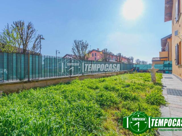 Appartamento in vendita a Zeccone, Lombardia