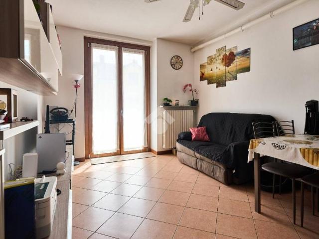 Appartamento in vendita a Zelo Buon Persico, Lombardia