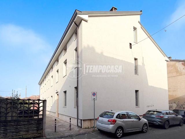 Appartamento in vendita a Zelo Buon Persico, Lombardia