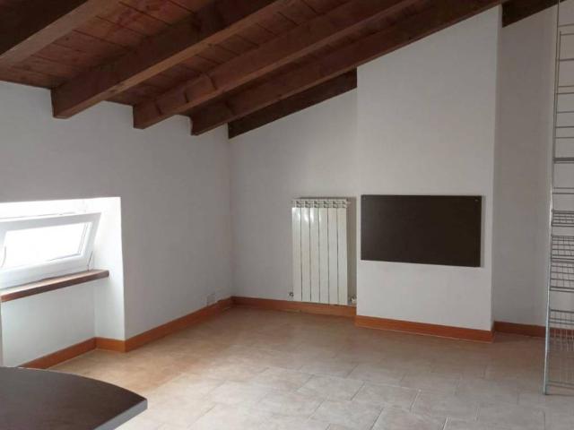 Appartamento in vendita a Ziano Piacentino, Reggio Emilia