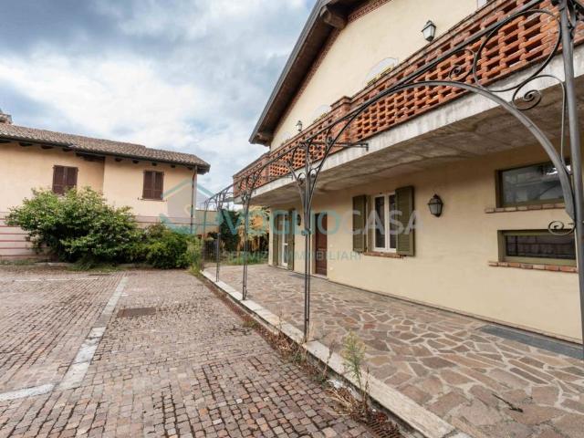 Appartamento in vendita a Ziano Piacentino, Reggio Emilia