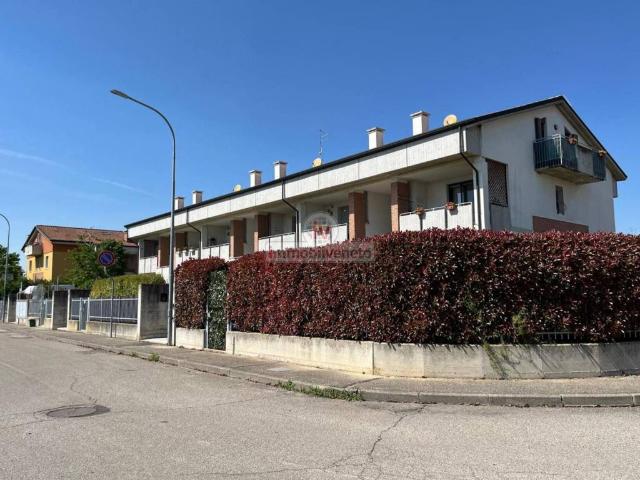 Appartamento in vendita a Zimella, Veneto