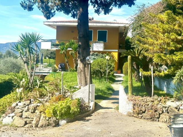 Appartamento in vendita a Sant'Ambrogio, Zoagli