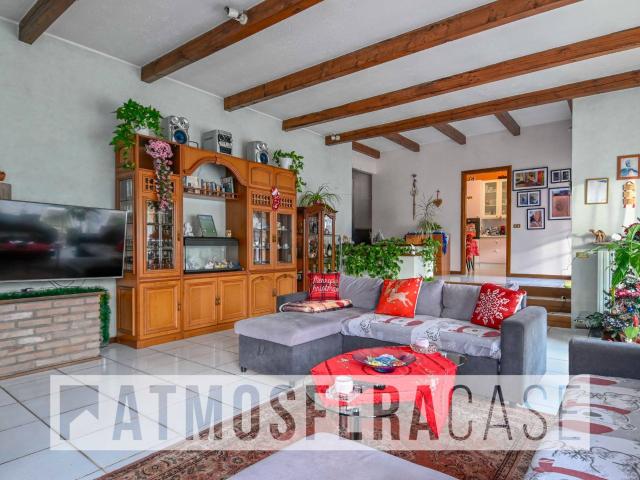 Appartamento in vendita a Comunità Montana della Valle Brembana, Zogno