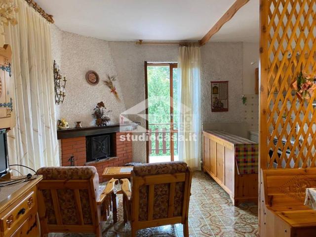Appartamento in vendita a Comunità Montana della Valle Brembana, Zogno