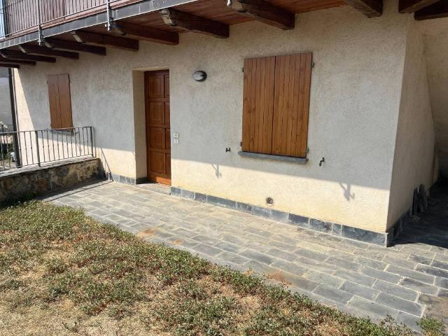 Appartamento in vendita a Comunità Montana della Valle Brembana, Zogno