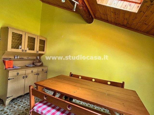 Appartamento in vendita a Comunità Montana della Valle Brembana, Zogno
