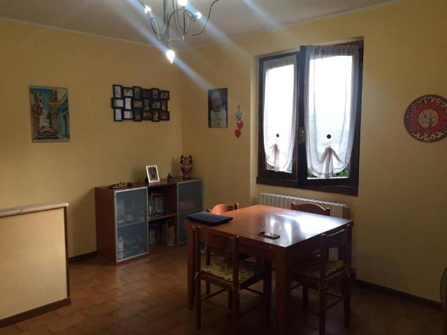 Appartamento in vendita a Comunità Montana della Valle Brembana, Zogno