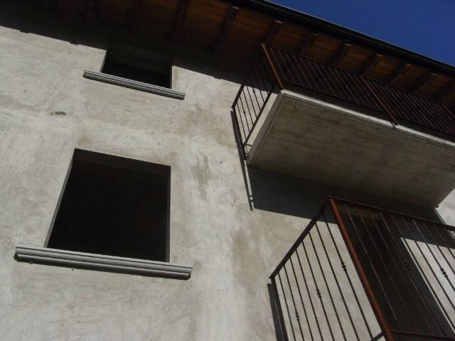 Appartamento in vendita a Comunità Montana della Valle Brembana, Zogno