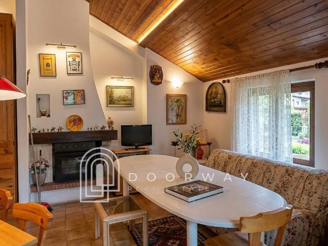 Appartamento in vendita a Comunità Montana della Valle Brembana, Zogno