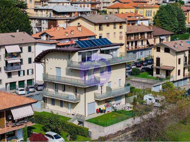 Appartamento in vendita a Comunità Montana della Valle Brembana, Zogno