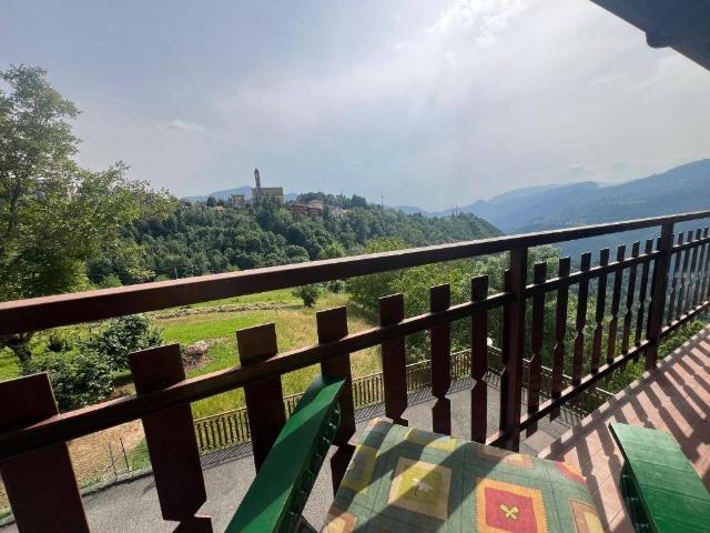 Appartamento in vendita a Comunità Montana della Valle Brembana, Zogno